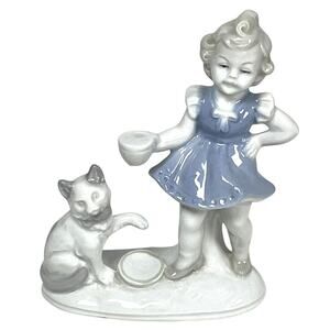 Lippelsdorf Vtg German GDR Crown Porcelain Figurine Girl with Cat #1179 Blue